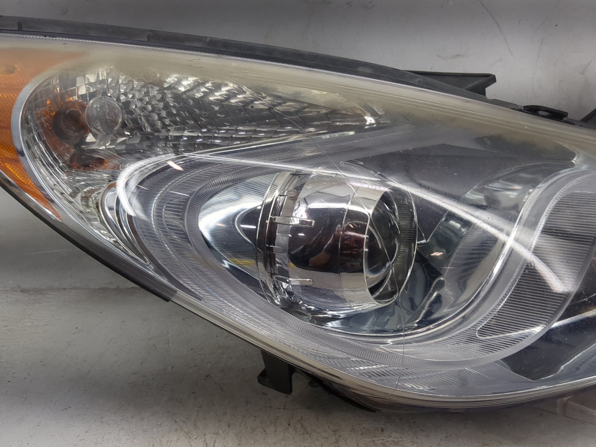 2011-2015 Hyundai Sonata Passenger Right Oem Head Light Headlight Lamp 5035892 - Oemusedautoparts1.com
