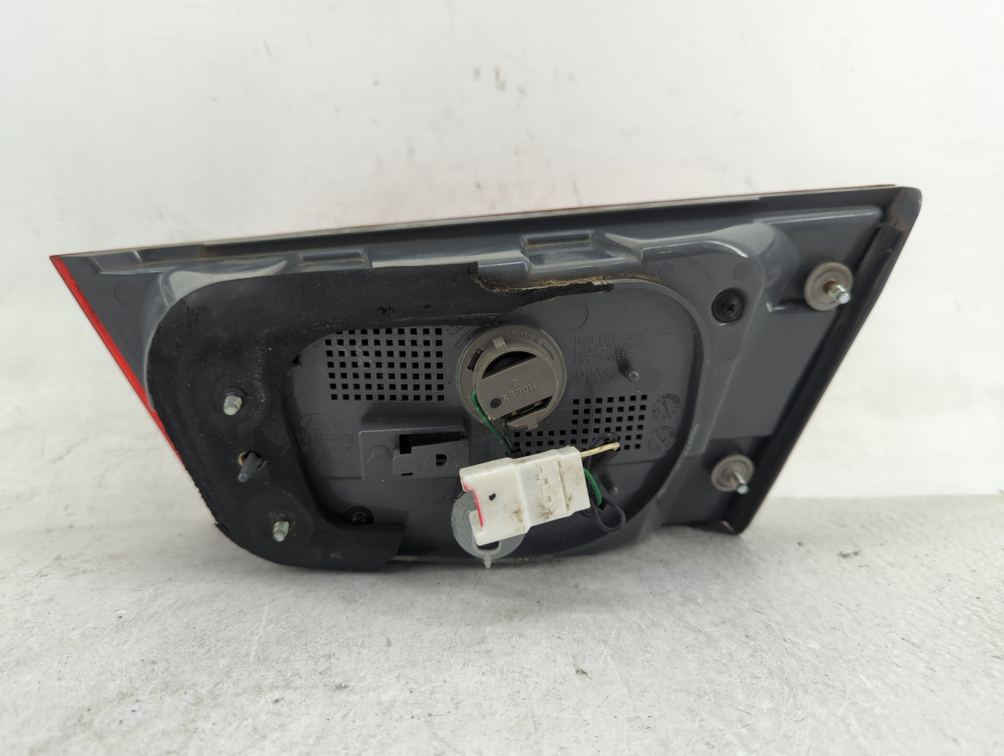 2009-2010 Hyundai Sonata Driver Left Side Deck Lid Mounted Tail Light - Oemusedautoparts1.com