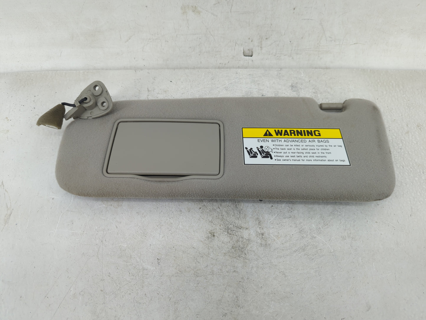 2008-2010 Hyundai Sonata Sun Visor Shade Replacement Driver Left Mirror Fits Fits 2008 2009 2010 OEM Used Auto Parts - Oemus