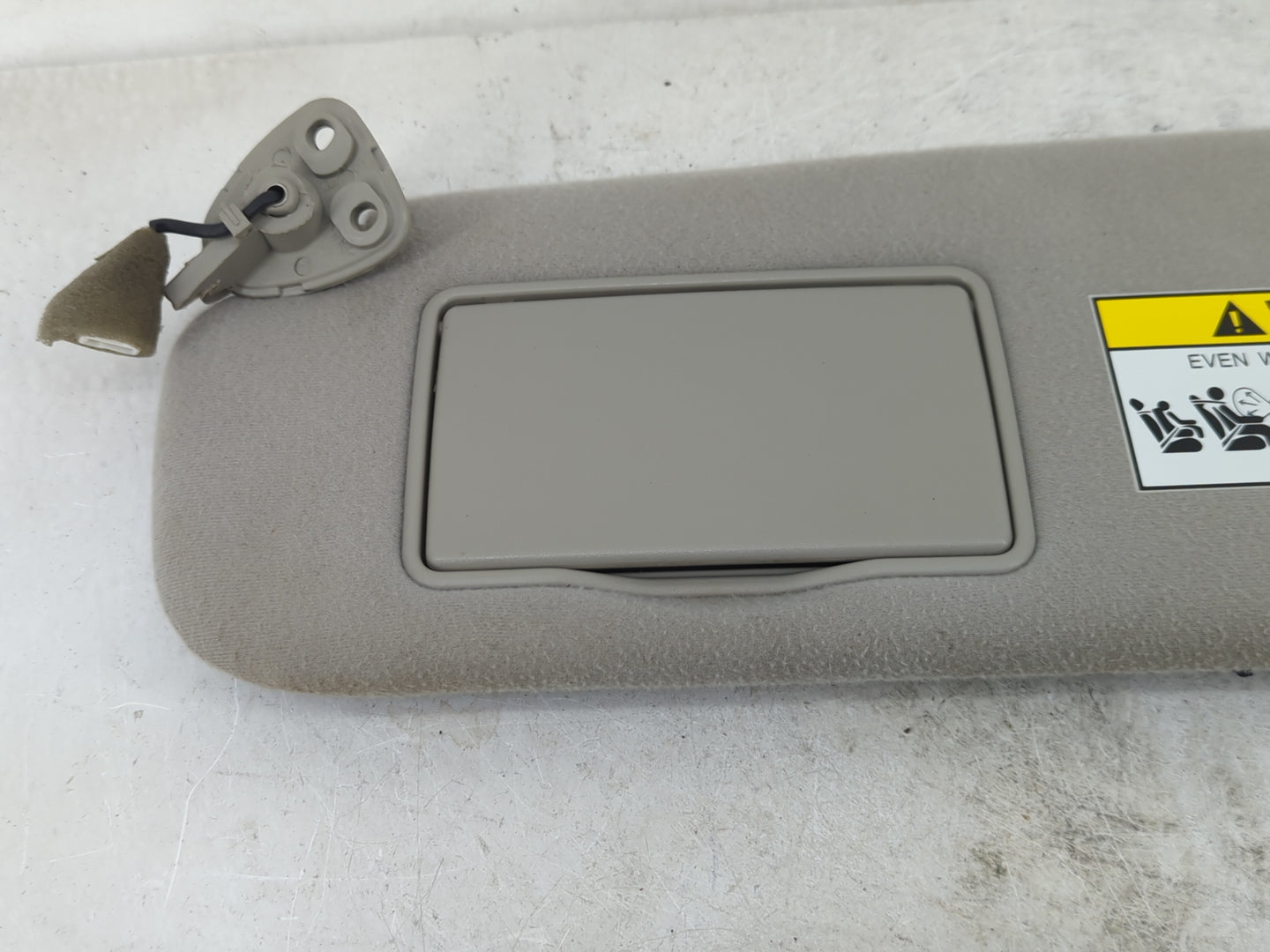 2008-2010 Hyundai Sonata Sun Visor Shade Replacement Driver Left Mirror Fits Fits 2008 2009 2010 OEM Used Auto Parts - Oemus