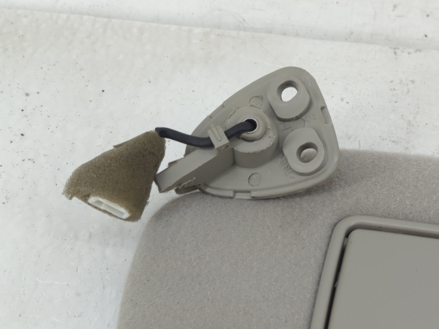 2008-2010 Hyundai Sonata Sun Visor Shade Replacement Driver Left Mirror Fits Fits 2008 2009 2010 OEM Used Auto Parts - Oemus