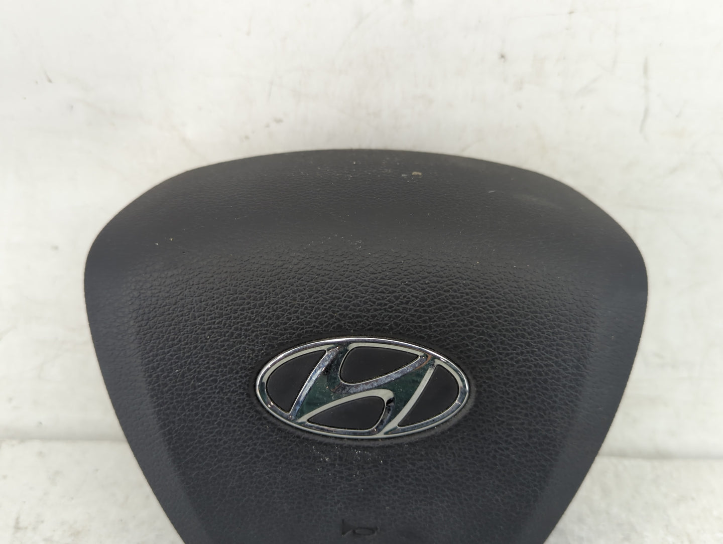 2015-2017 Hyundai Sonata Air Bag Driver Left Steering Wheel Mounted - Oemusedautoparts1.com