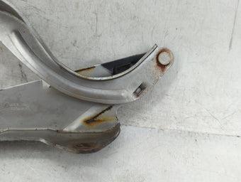 compare product 2011 Hyundai Sonata Passenger Hood Hinge 946827
