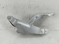 2011 Hyundai Sonata Passenger Hood Hinge 946827 - Oemusedautoparts1.com