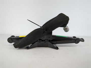 Hyundai Tucson Spare Scissor Car Jack - Oemusedautoparts1.com