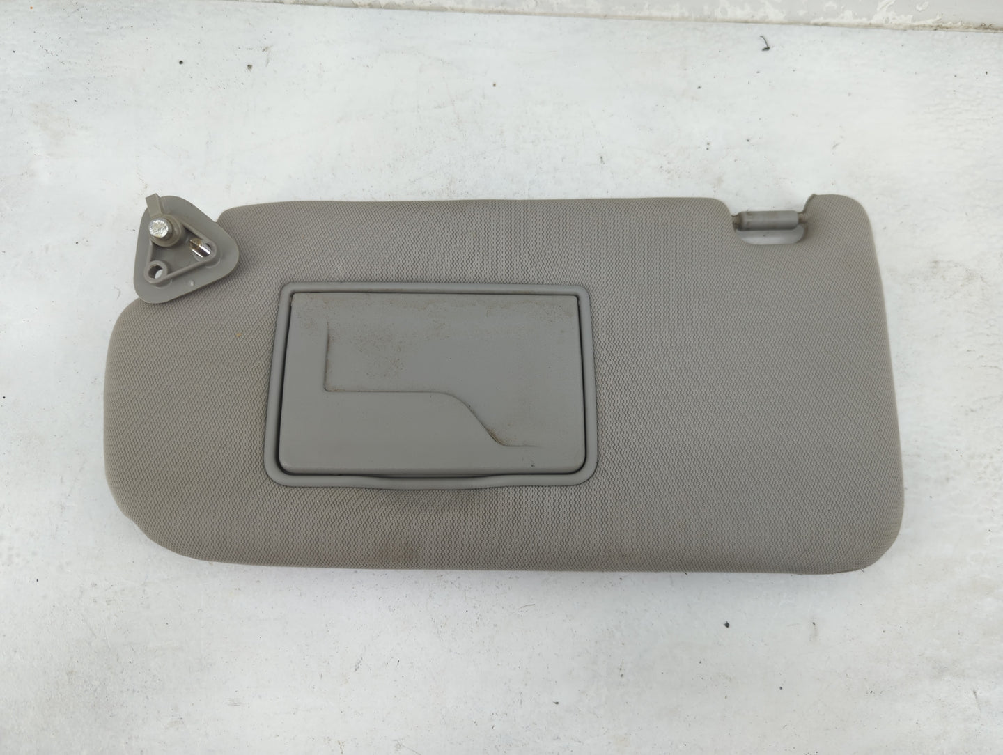 2005-2009 Hyundai Tucson Sun Visor Shade Replacement Driver Left Mirror Fits Fits 2005 2006 2007 2008 2009 OEM Used Auto Par