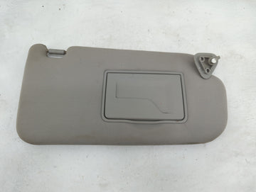 2005-2009 Hyundai Tucson Sun Visor Shade Replacement Passenger Right Mirror Fits Fits 2005 2006 2007 2008 2009 OEM Used Auto Parts