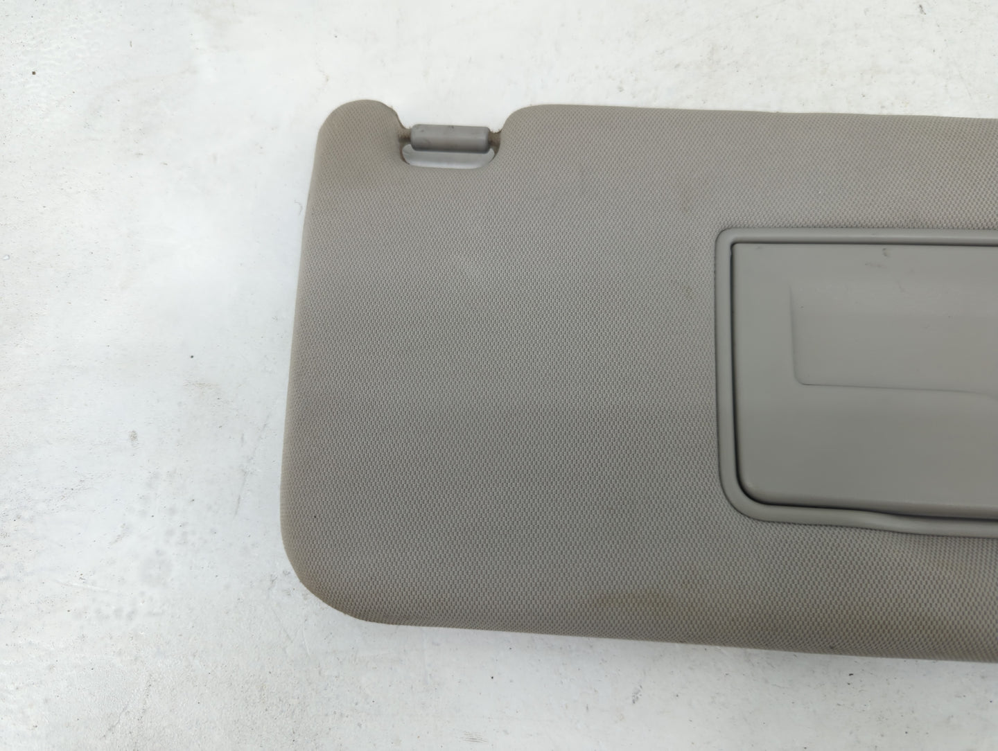 2005-2009 Hyundai Tucson Sun Visor Shade Replacement Passenger Right Mirror Fits Fits 2005 2006 2007 2008 2009 OEM Used Auto