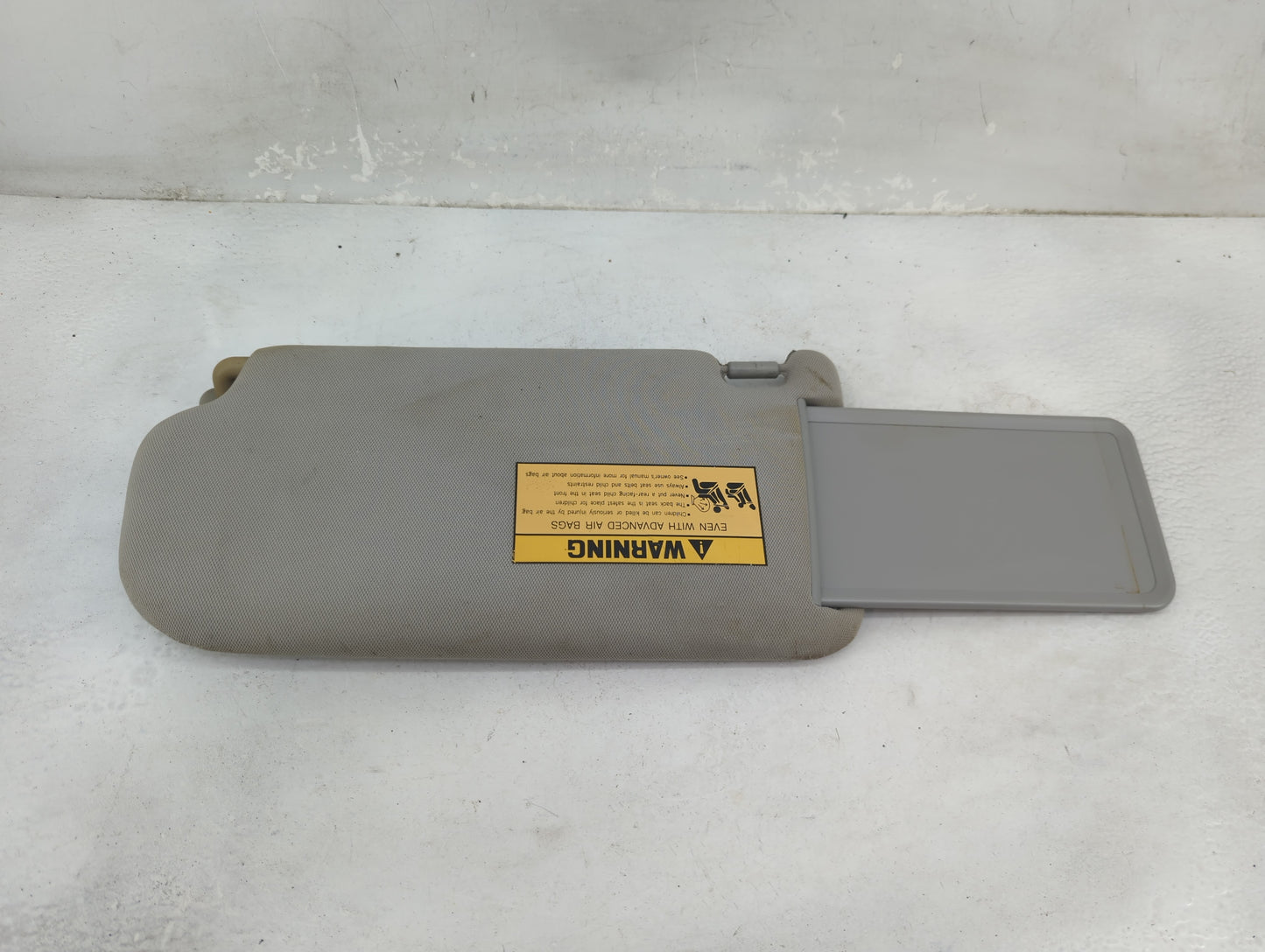 2005-2009 Hyundai Tucson Sun Visor Shade Replacement Passenger Right Mirror Fits Fits 2005 2006 2007 2008 2009 OEM Used Auto