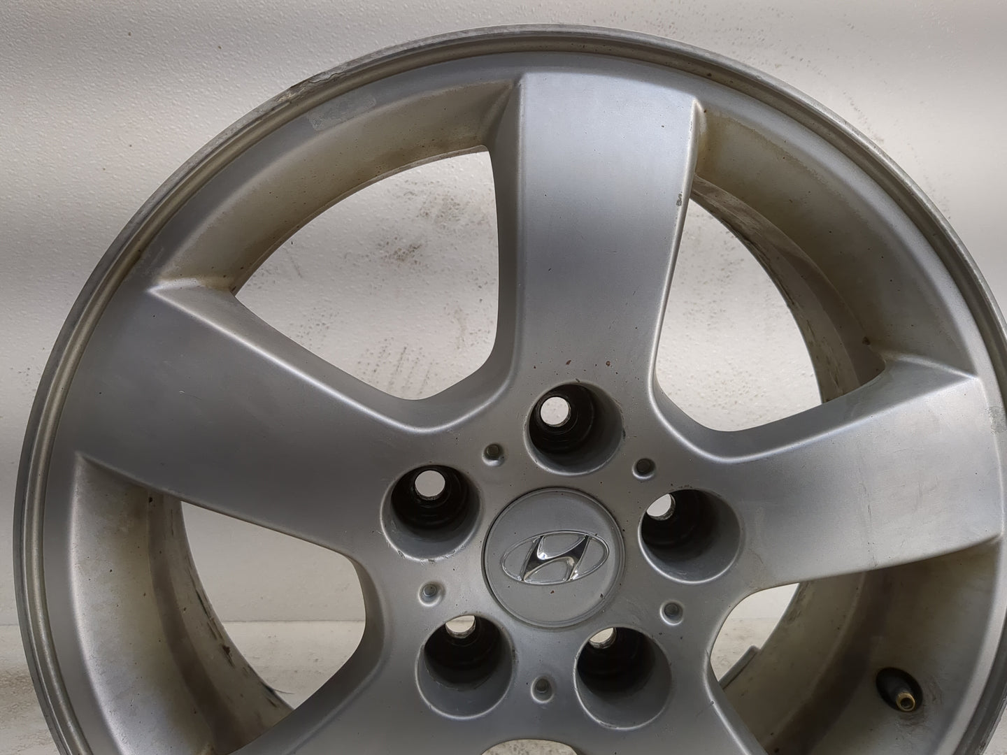 2005-2009 Hyundai Tucson Oem Wheel Rim - Oemusedautoparts1.com