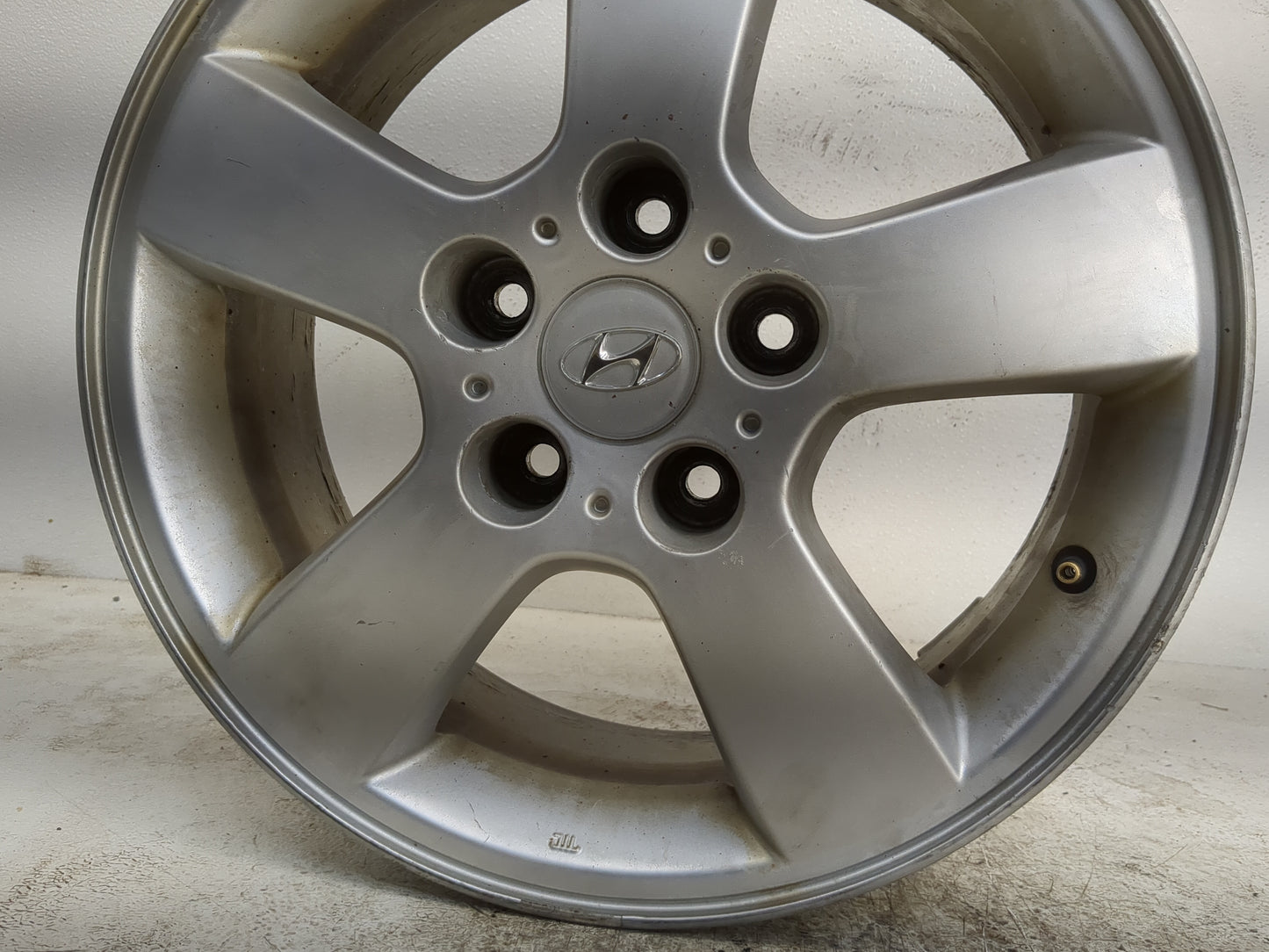 2005-2009 Hyundai Tucson Oem Wheel Rim - Oemusedautoparts1.com