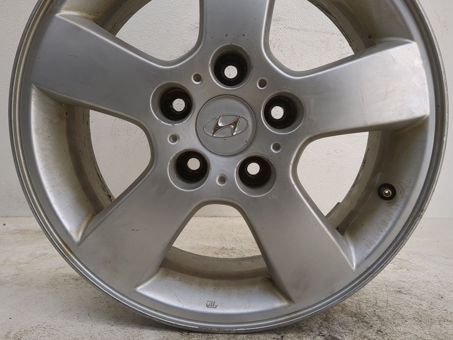 2005-2009 Hyundai Tucson Oem Wheel Rim - Oemusedautoparts1.com