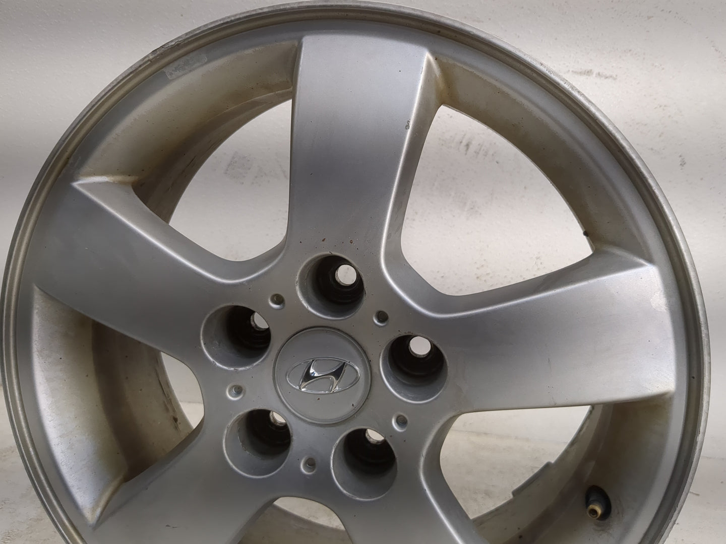 2005-2009 Hyundai Tucson Oem Wheel Rim - Oemusedautoparts1.com