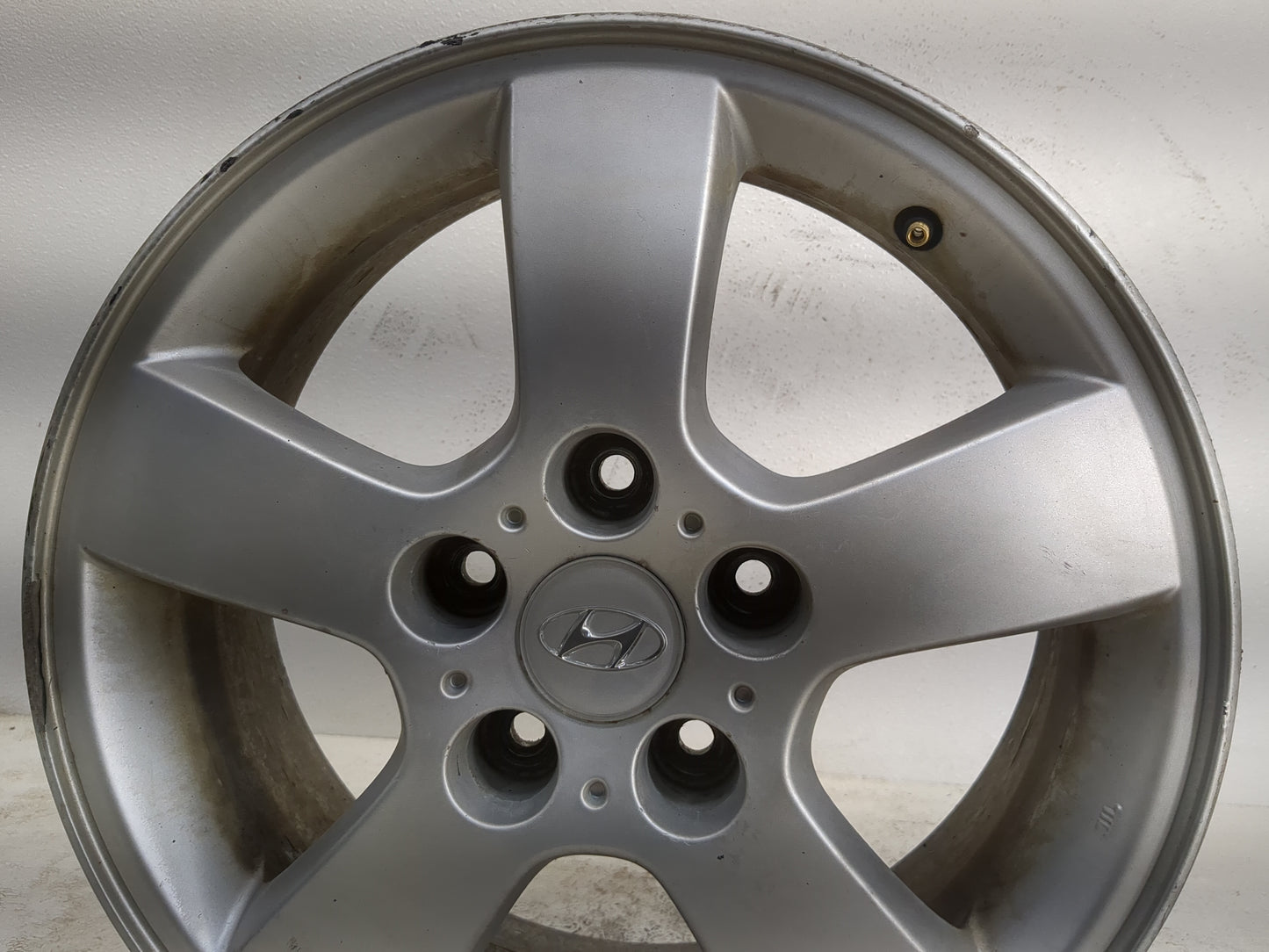 2005-2009 Hyundai Tucson Oem Wheel Rim - Oemusedautoparts1.com