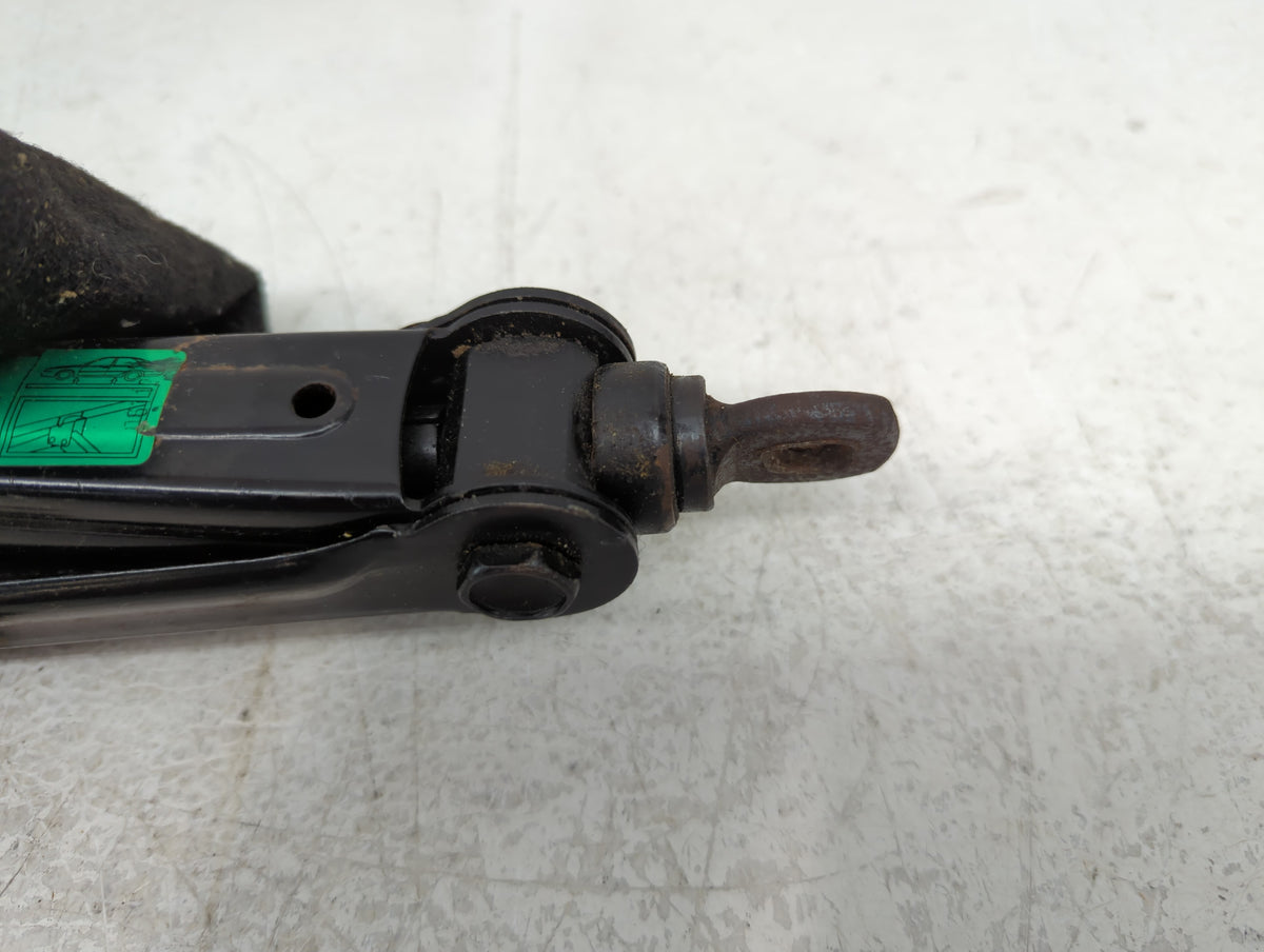 Hyundai Tucson Spare Scissor Car Jack 858155 - Oemusedautoparts1.com