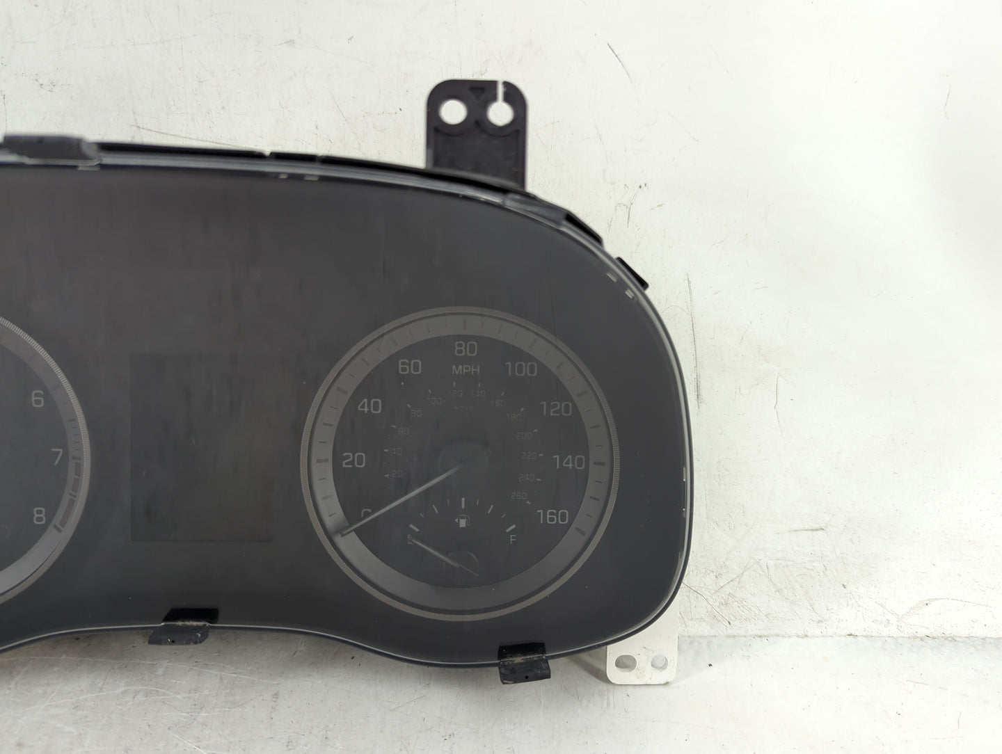 2016-2017 Hyundai Tucson Instrument Cluster Speedometer Gauges Fits Fits 2016 2017 OEM Used Auto Parts - Oemusedautoparts1.c