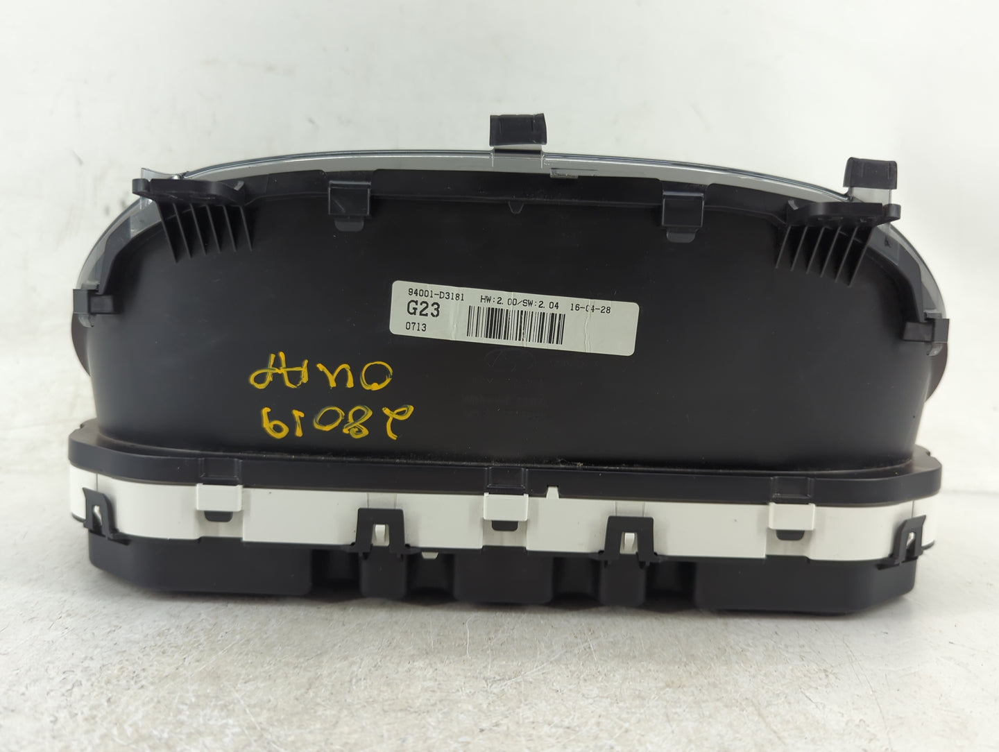 2016-2017 Hyundai Tucson Instrument Cluster Speedometer Gauges Fits Fits 2016 2017 OEM Used Auto Parts - Oemusedautoparts1.c