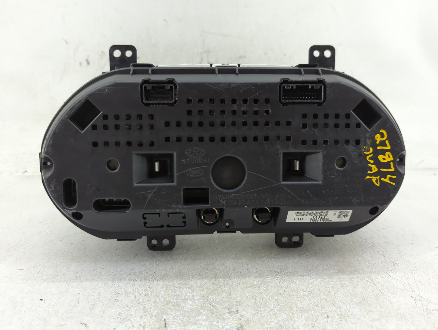 2010-2013 Hyundai Tucson Instrument Cluster Speedometer Gauges Fits Fits 2010 2011 2012 2013 OEM Used Auto Parts - Oemusedau