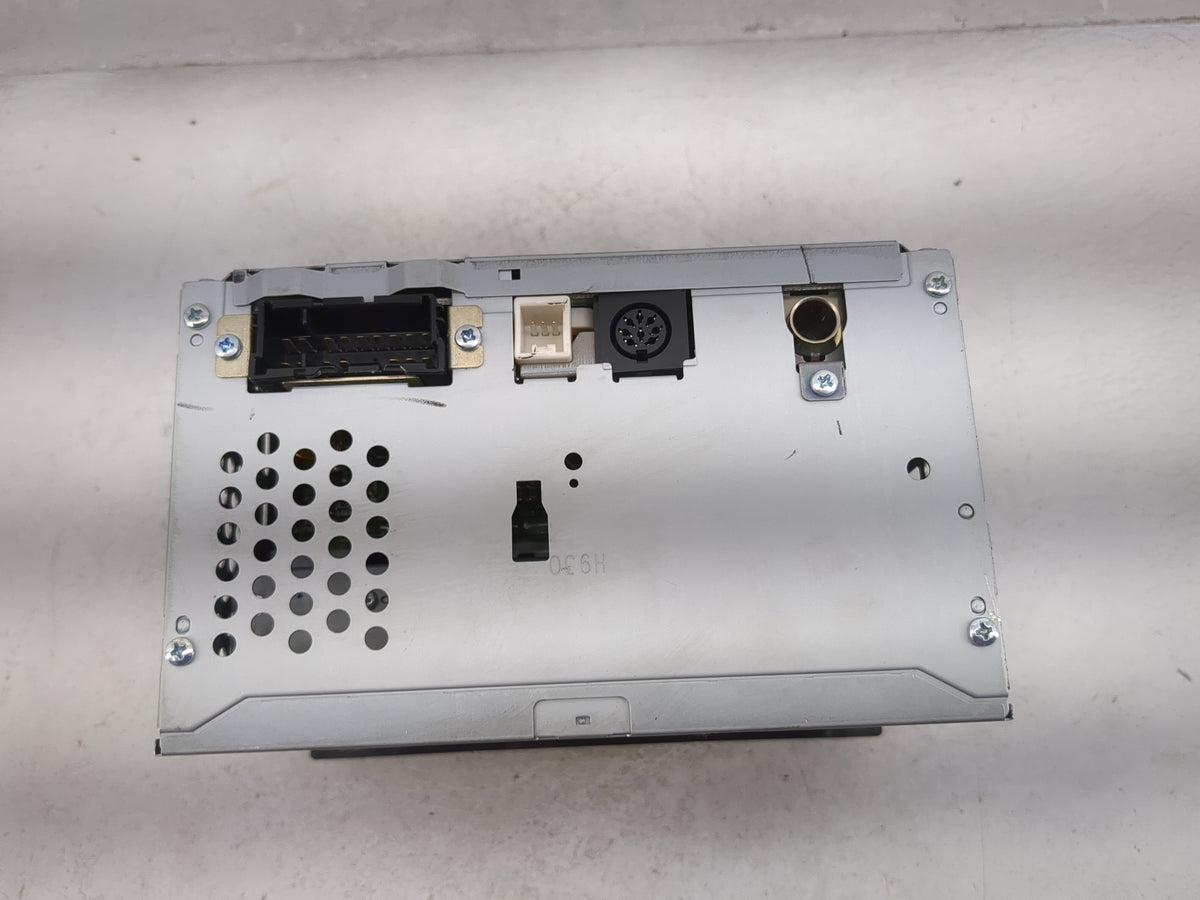 2003-2005 Hyundai Xg350 Radio AM FM Cd Player Receiver Replacement Fits 2003 2004 2005 OEM Used Auto Parts - Oemusedautopart