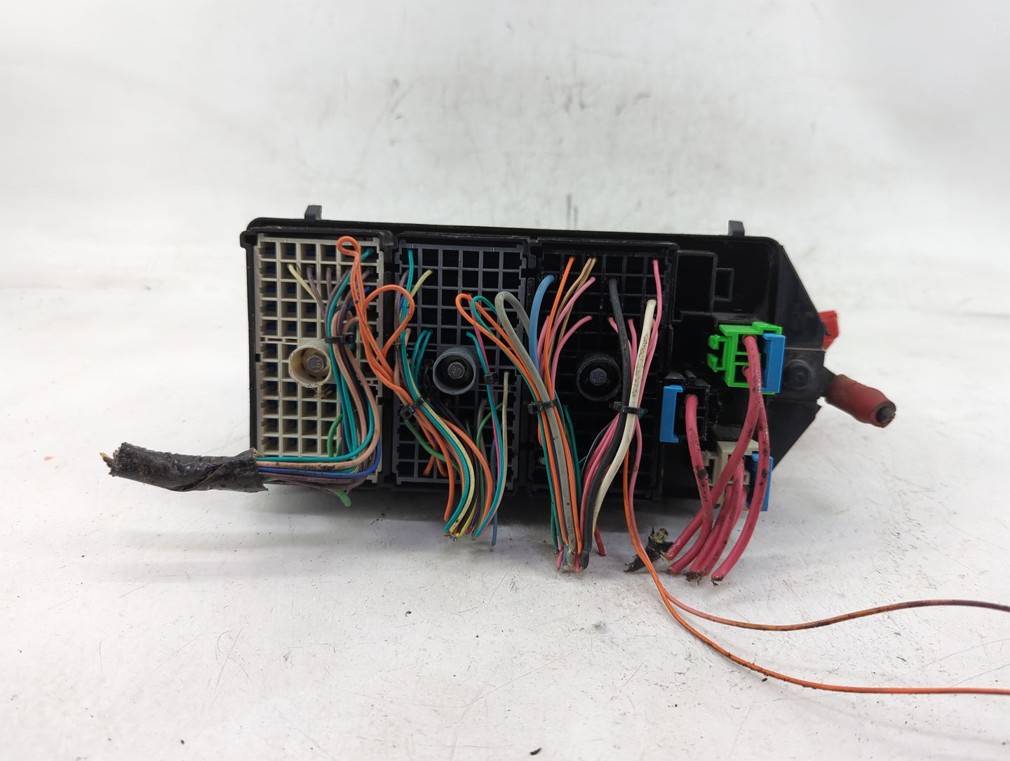 0 Hyundai Sonata Sonata Fusebox Fuse Box Panel Relay Module Fits OEM Used Auto Parts - Oemusedautoparts1.com