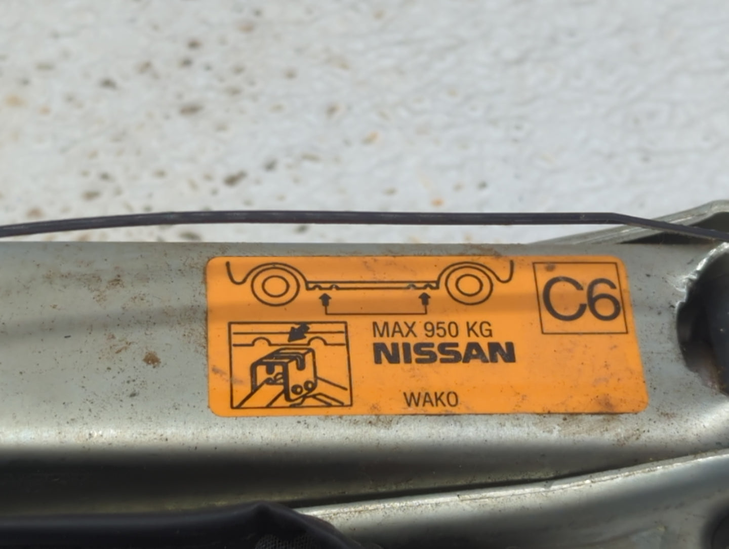 2001 Infiniti G20 Spare Scissor Car Jack - Oemusedautoparts1.com