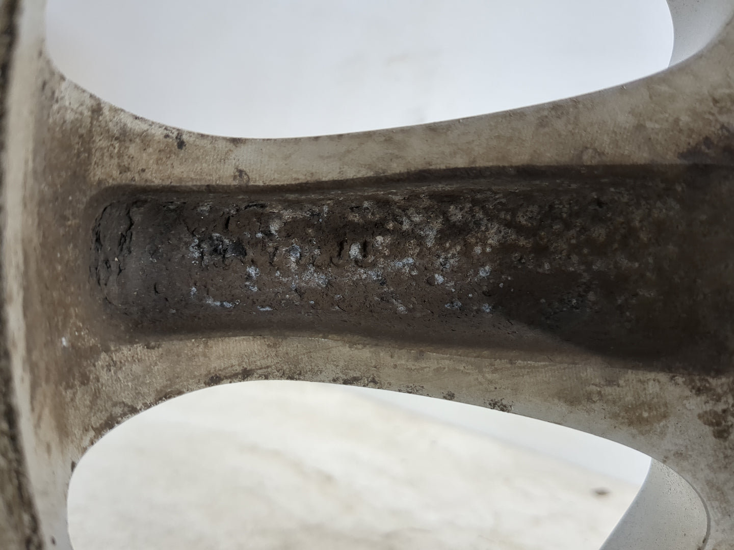 2003-2004 Infiniti G35 Oem Wheel Rim - Oemusedautoparts1.com