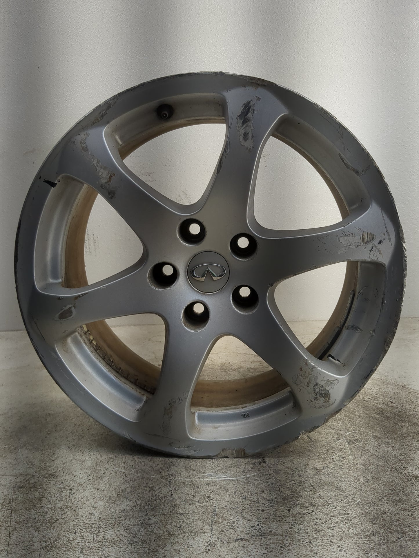 2003-2004 Infiniti G35 Oem Wheel Rim - Oemusedautoparts1.com