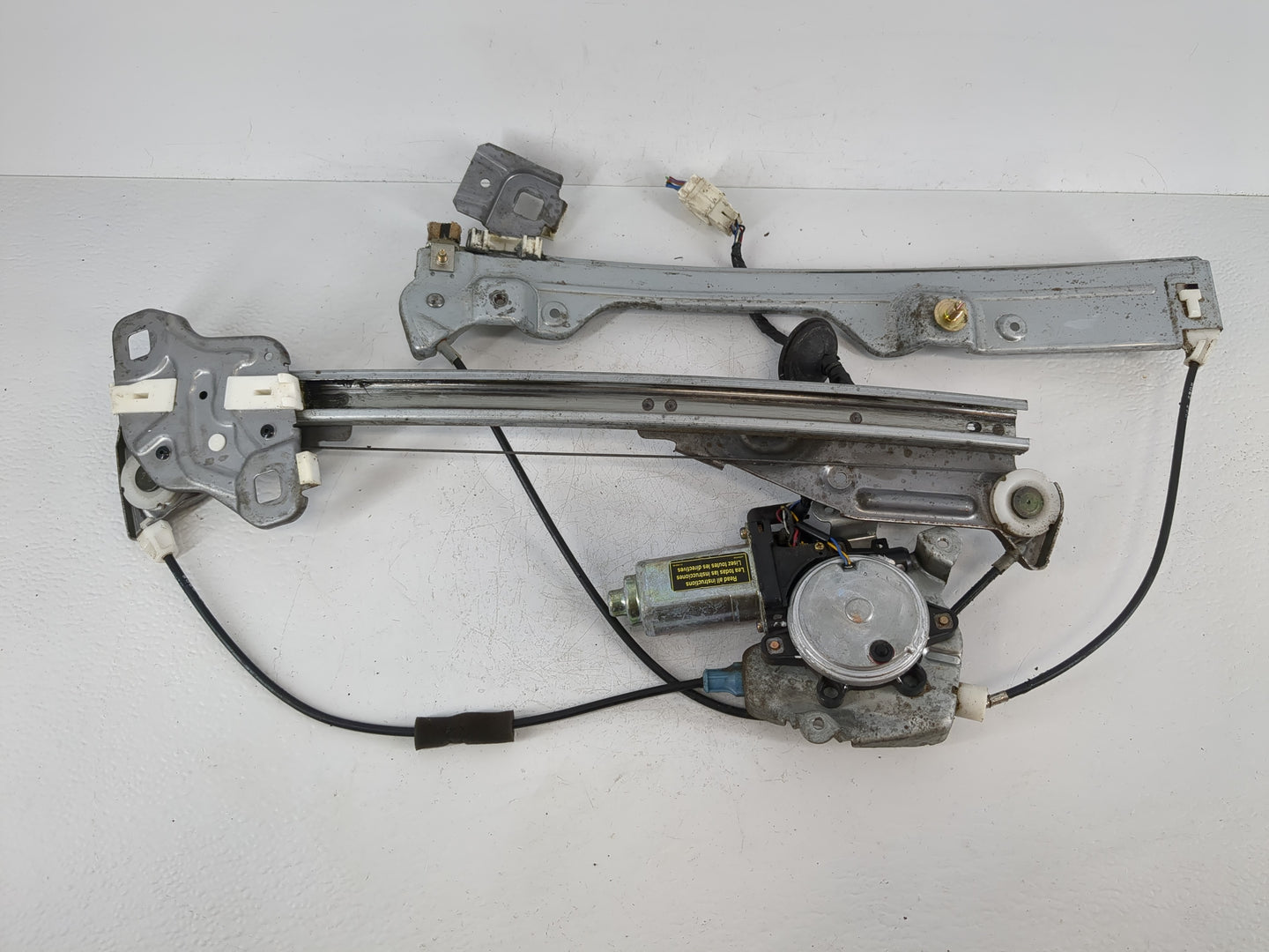 2003-2007 Infiniti G35 Driver Front Left Power Window Motor - Oemusedautoparts1.com