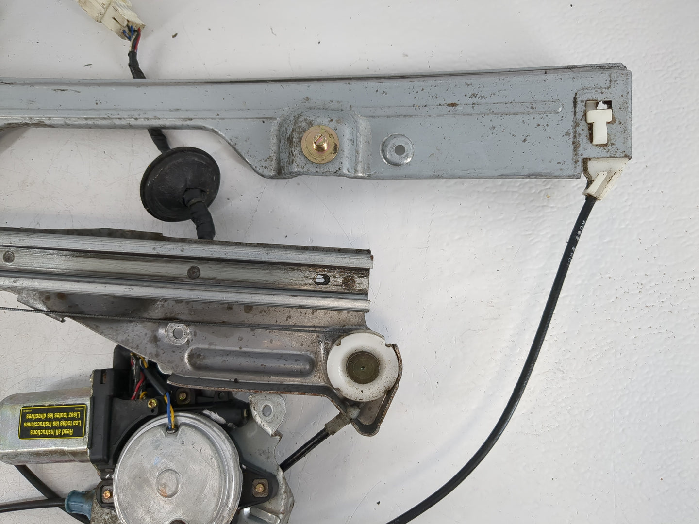 2003-2007 Infiniti G35 Driver Front Left Power Window Motor - Oemusedautoparts1.com