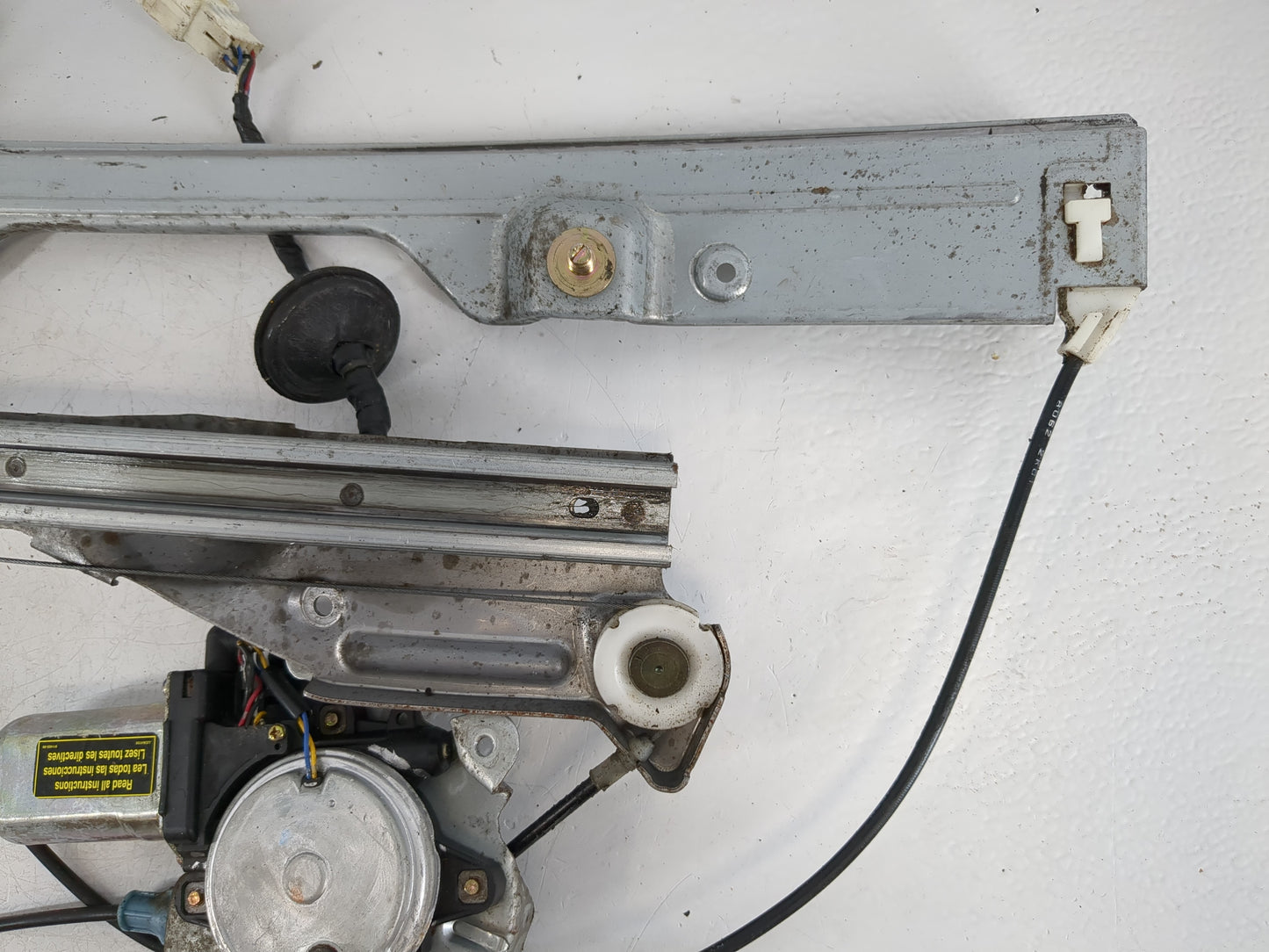 2003-2007 Infiniti G35 Driver Front Left Power Window Motor - Oemusedautoparts1.com