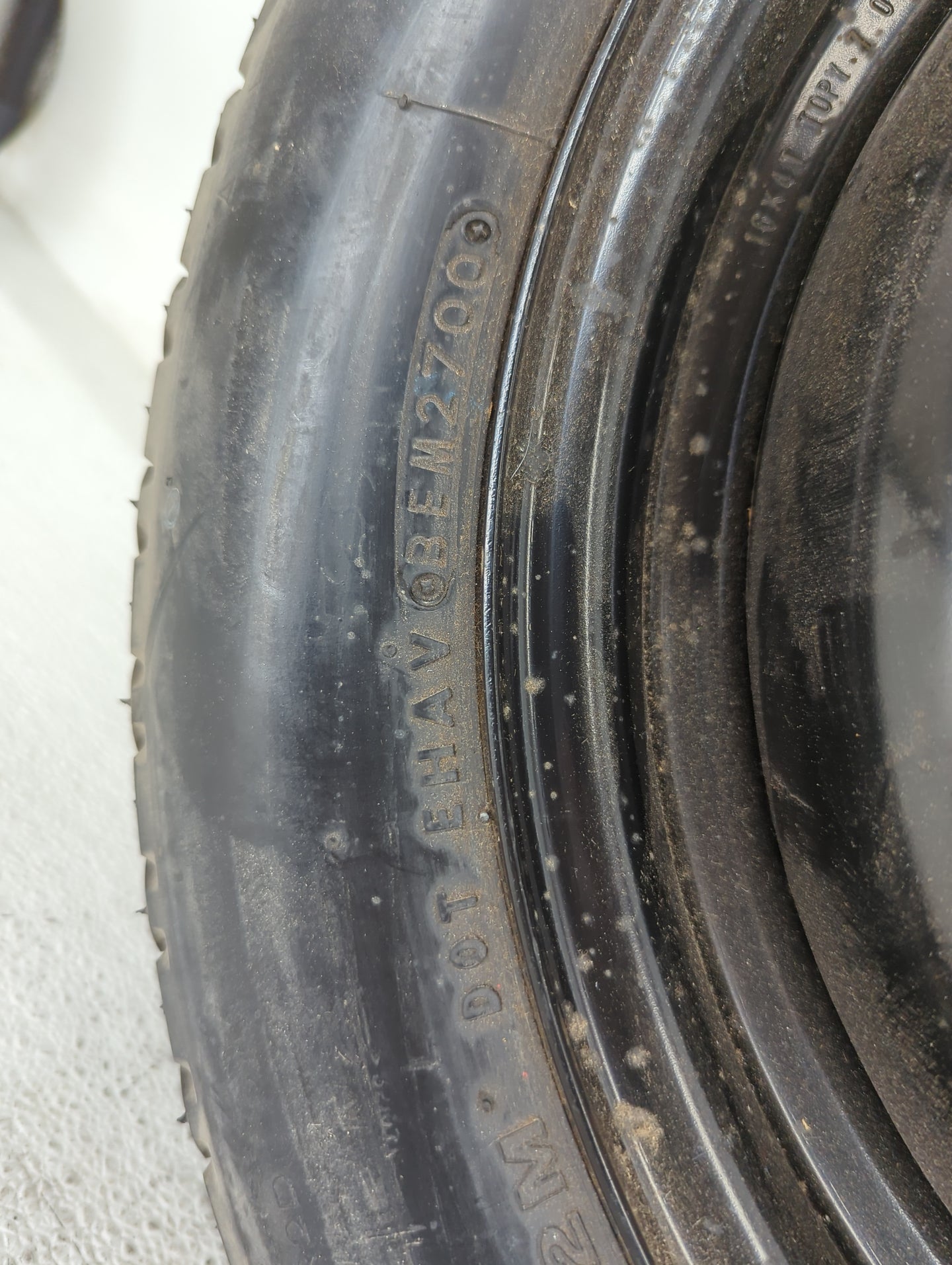 1997-2003 Infiniti Q45 Spare Donut Tire Wheel Rim Oem - Oemusedautoparts1.com