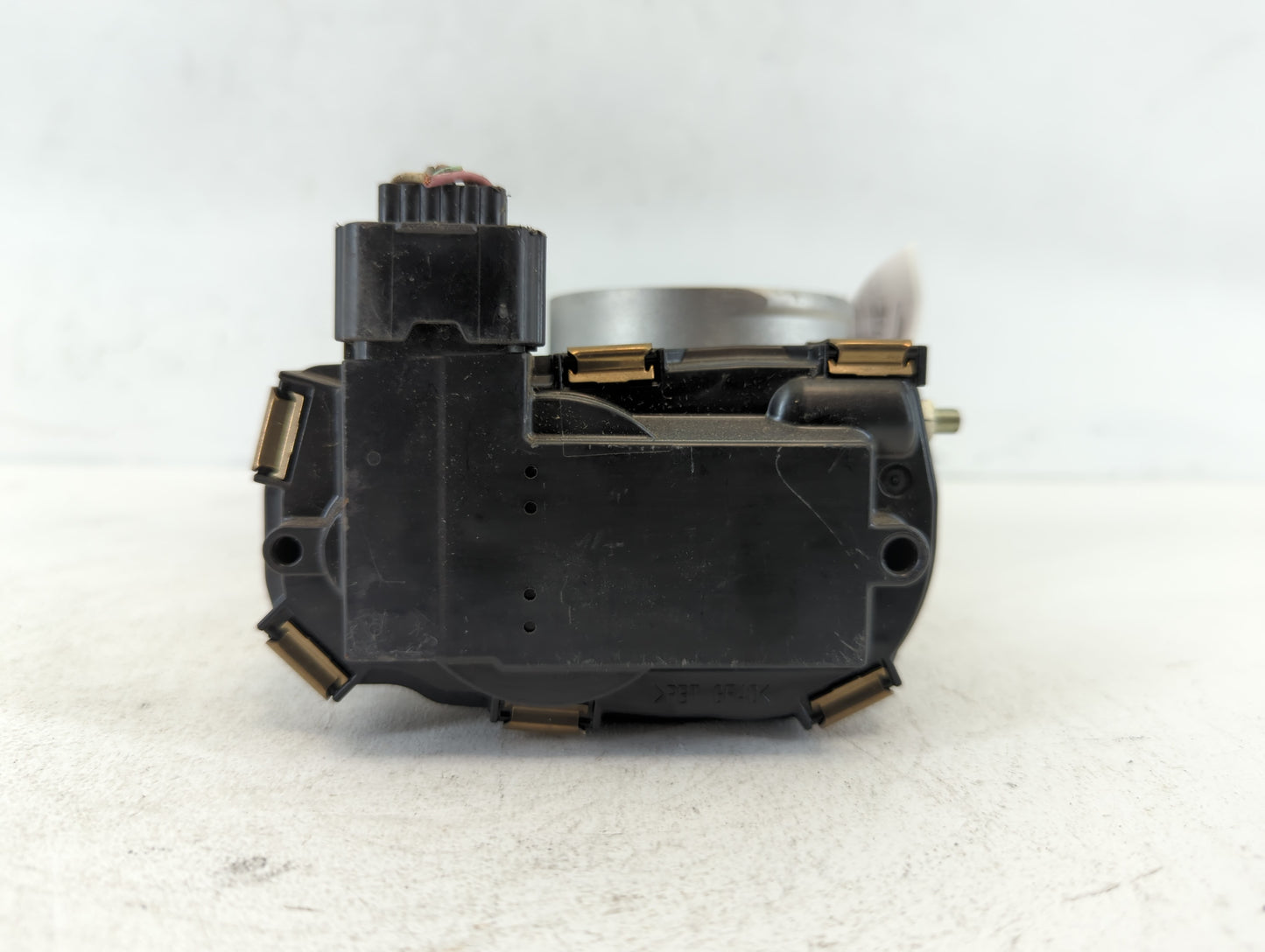 2016-2020 Infiniti Q50 Throttle Body P/N:RME60-52 Fits Fits 2016 2017 2018 2019 2020 OEM Used Auto Parts - Oemusedautoparts1