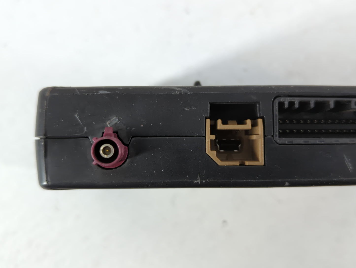 2016-2018 Infiniti Q50 Chassis Control Module Ccm Bcm Body Control - Oemusedautoparts1.com