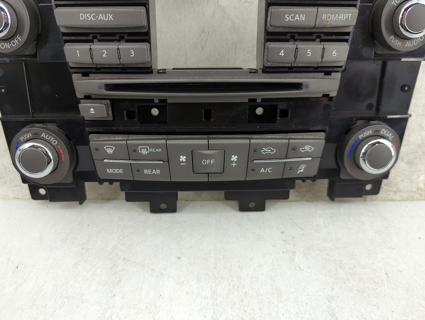 2011-2013 Infiniti Qx56 Climate Control Module Temperature AC/Heater Replacement Fits OEM Used Auto Parts - Oemusedautoparts