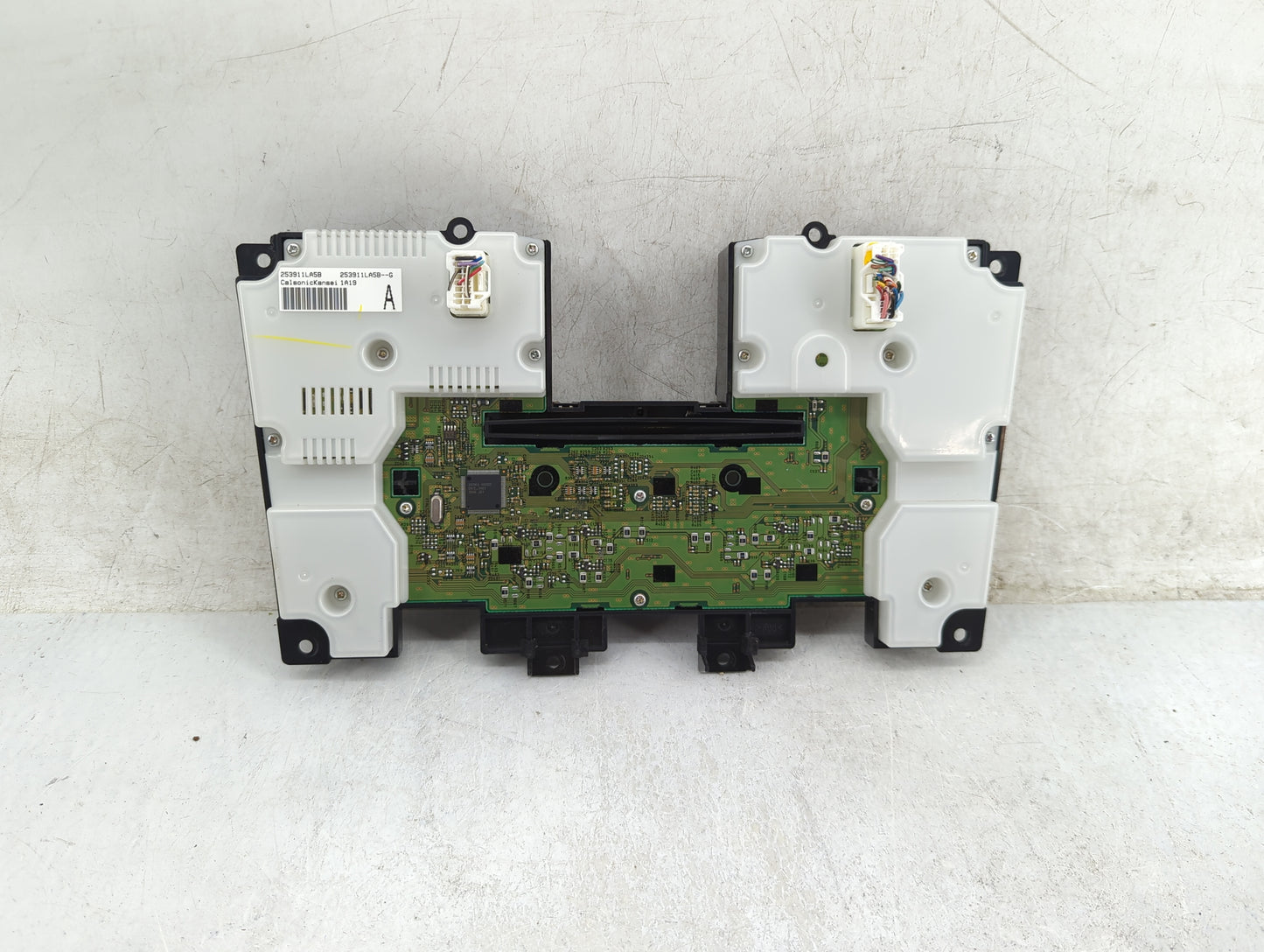 2011-2013 Infiniti Qx56 Climate Control Module Temperature AC/Heater Replacement Fits OEM Used Auto Parts - Oemusedautoparts