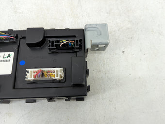 compare product 2011-2011 Infiniti Qx56 Body Control Module Bcm Inner Cabin Fuse Box