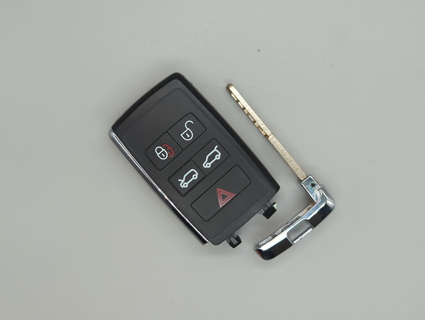 Jaguar Keyless Entry Remote Fob KOBJXF18A J9D3-15K601-CC 5 buttons - Oemusedautoparts1.com