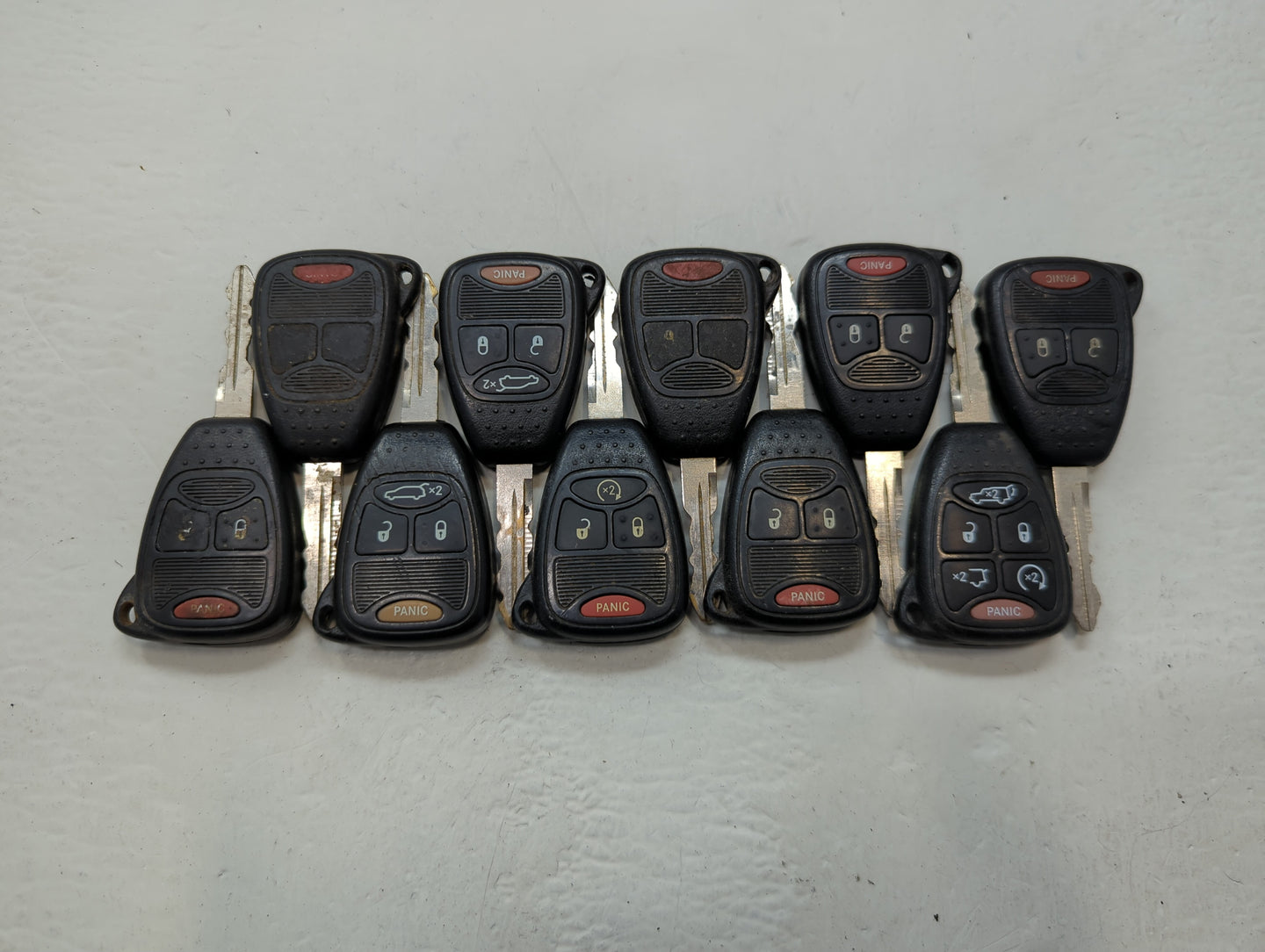 Lot of 10 Jeep Keyless Entry Remote Fob OHT692713AA | M3N65981772 | - Oemusedautoparts1.com