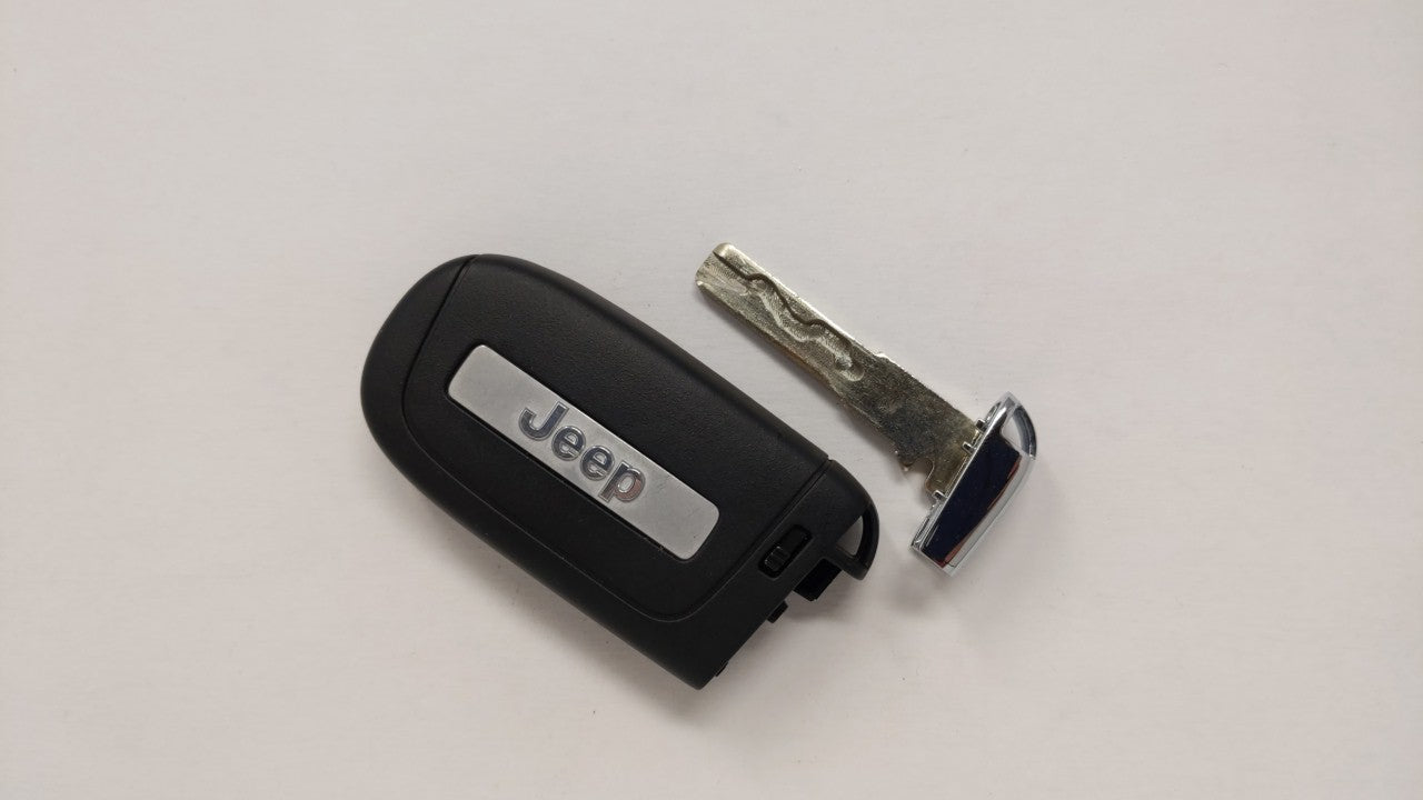 Jeep Keyless Entry Remote Fob M3n-40821302 68417823aa 5 Buttons - Oemusedautoparts1.com