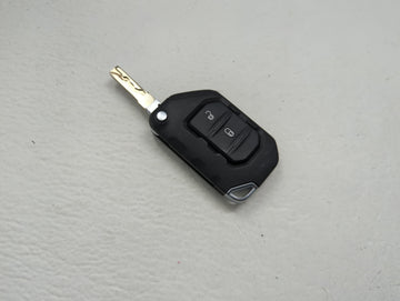 Jeep Keyless Entry Remote Fob OHT1130261 68297691AB 2 buttons - Oemusedautoparts1.com