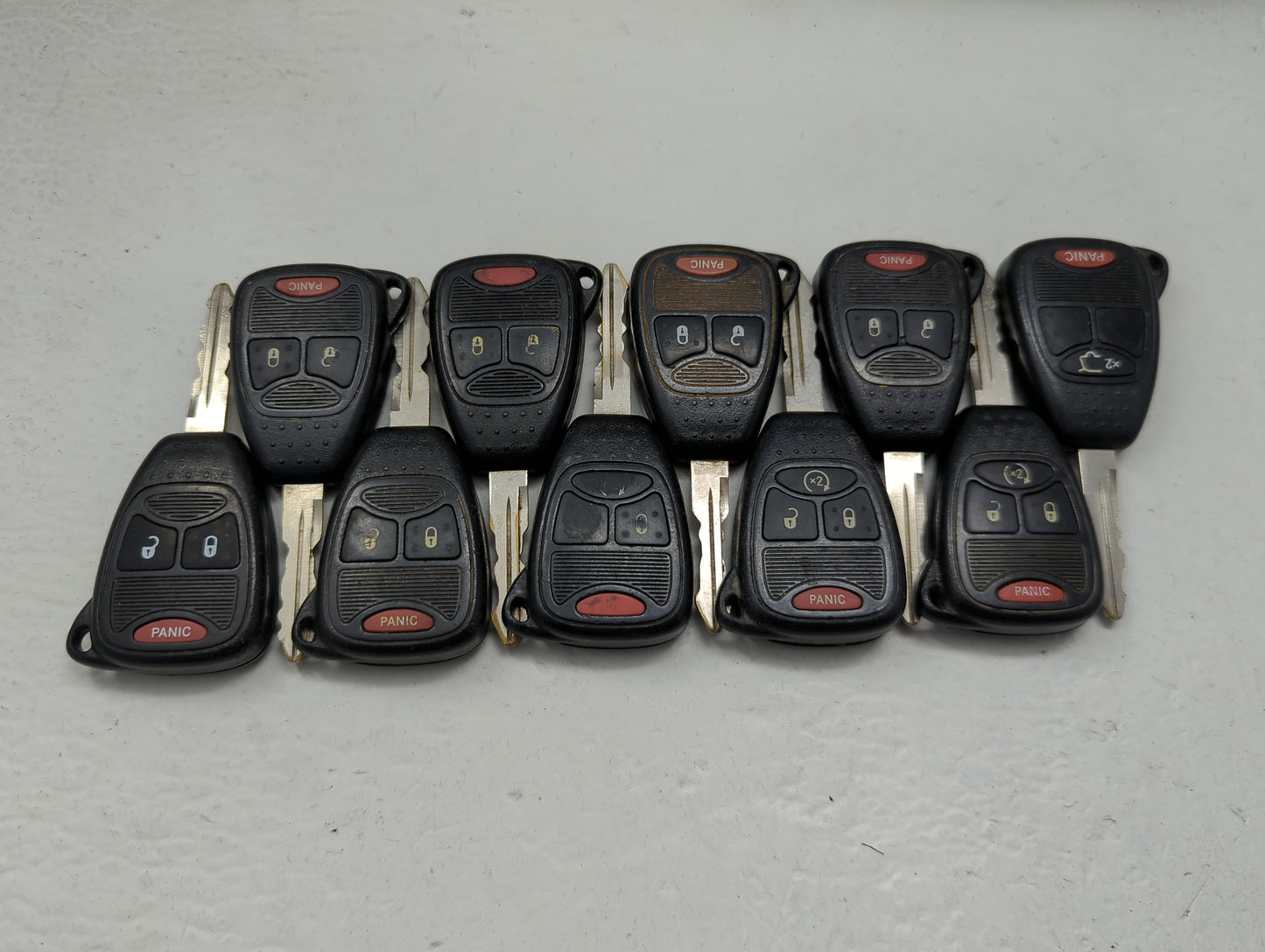 Lot of 10 Jeep Keyless Entry Remote Fob OHT691713AA | OHT6924727AA - Oemusedautoparts1.com