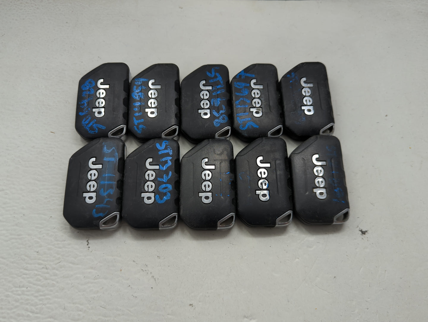 Lot of 10 Jeep Keyless Entry Remote Fob MIXED FCC IDS 1475697 - Oemusedautoparts1.com