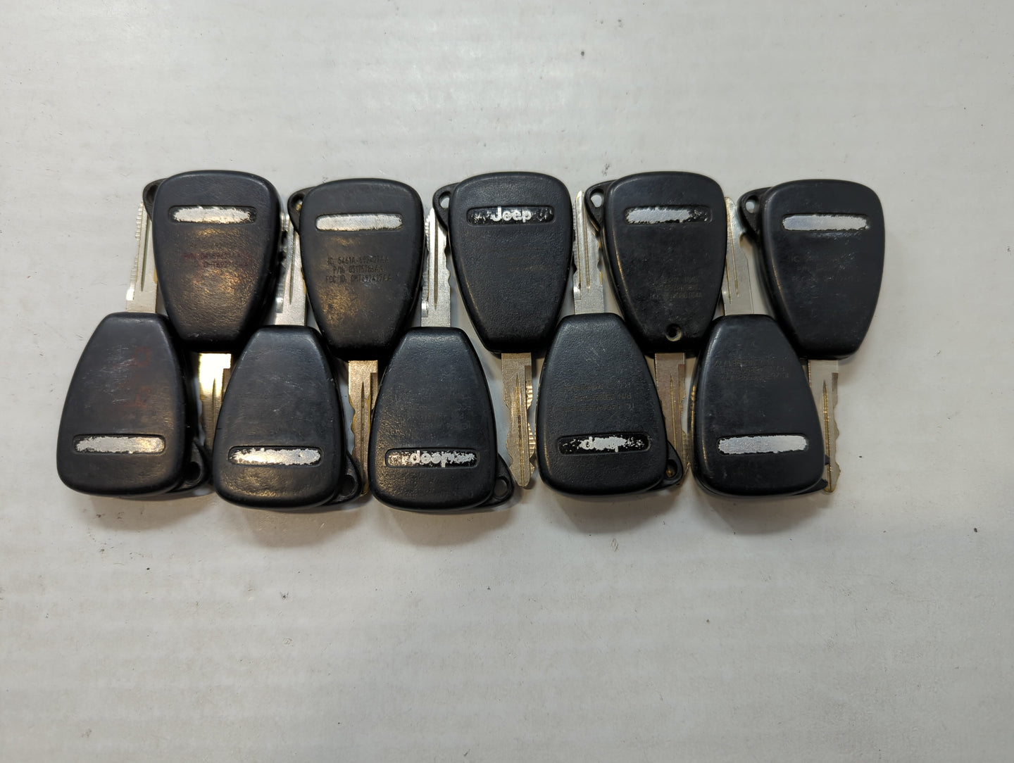 Lot of 10 Jeep Keyless Entry Remote Fob OHT692715AA | M3N5WY72XX | - Oemusedautoparts1.com