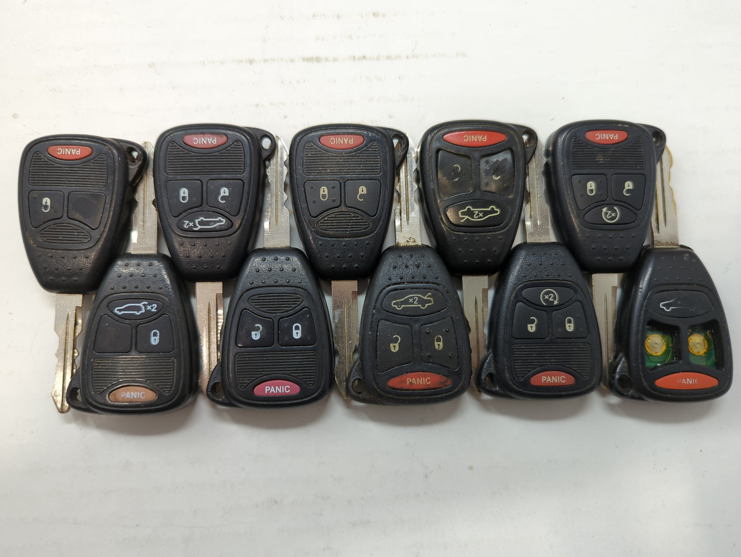 Lot of 10 Jeep Keyless Entry Remote Fob OHT692427AA | KOBDT0AA | - Oemusedautoparts1.com