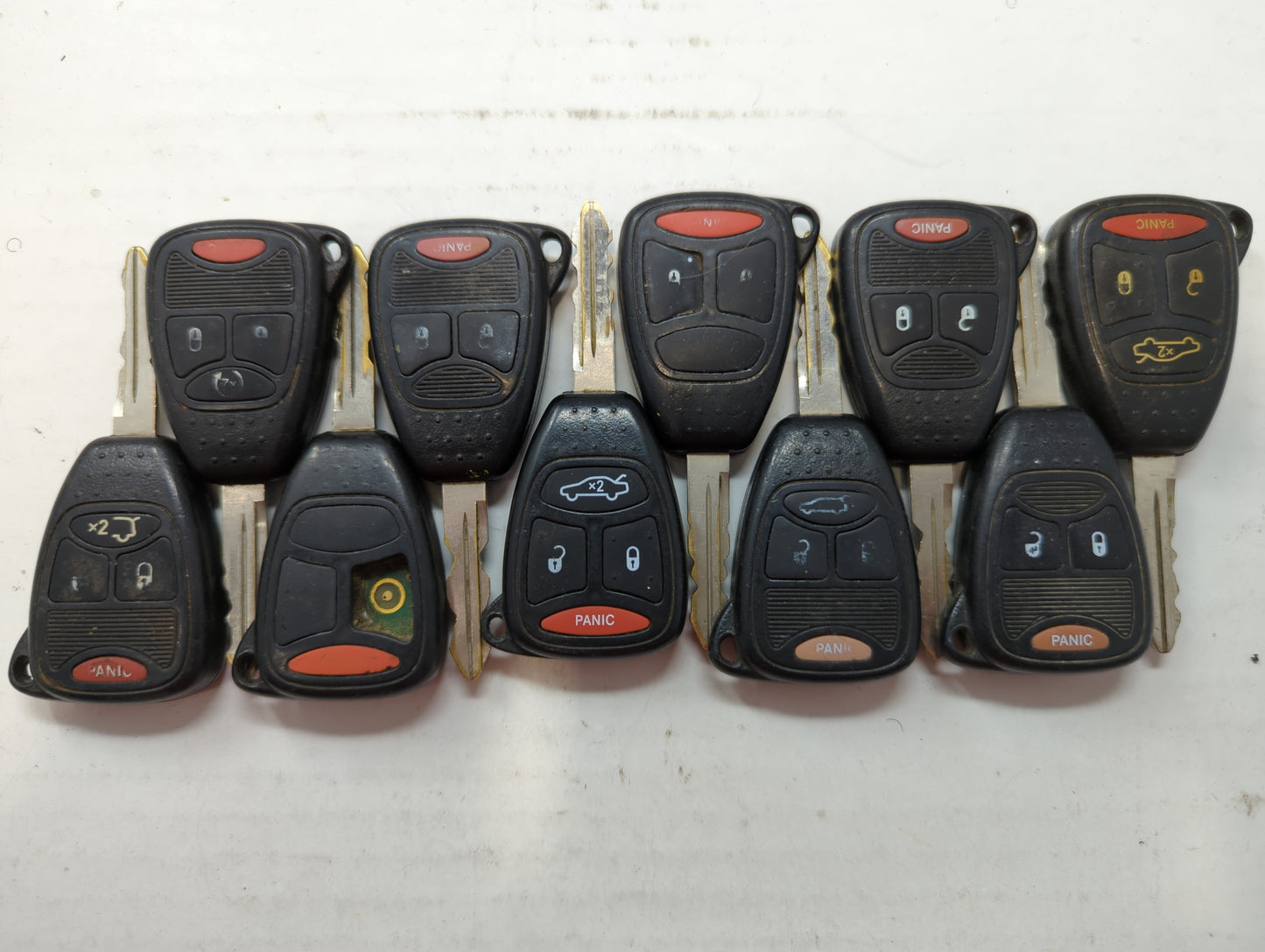 Lot of 10 Jeep Keyless Entry Remote Fob OHT692427AA | KOBDT04A | - Oemusedautoparts1.com