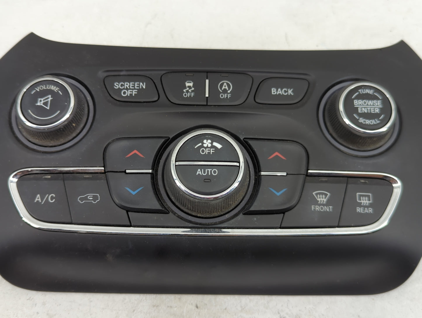2015-2018 Jeep Cherokee Climate Control Module Temperature AC/Heater Replacement Fits Fits 2015 2016 2017 2018 OEM Used Auto