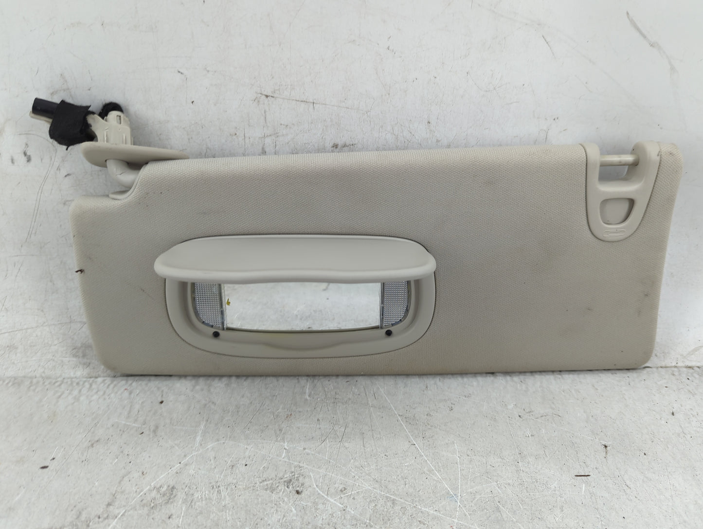 2014-2018 Jeep Cherokee Sun Visor Shade Replacement Driver Left Mirror Fits Fits 2014 2015 2016 2017 2018 OEM Used Auto Part