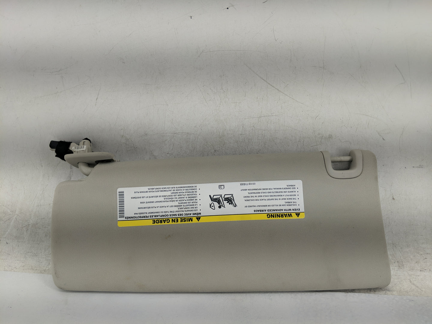 2014-2018 Jeep Cherokee Sun Visor Shade Replacement Passenger Right Mirror Fits Fits 2014 2015 2016 2017 2018 OEM Used Auto 