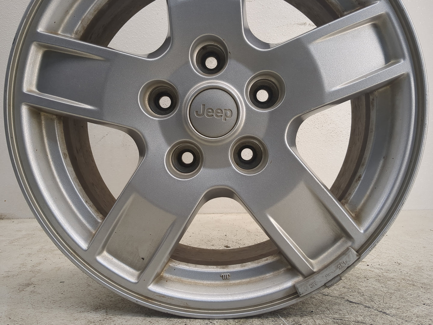 Jeep Cherokee Oem Wheel Rim - Oemusedautoparts1.com