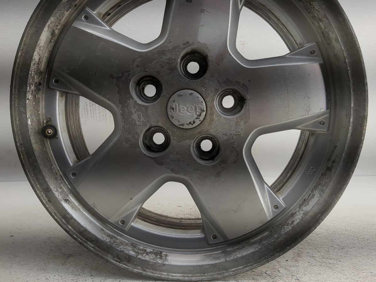 Jeep Cherokee Oem Wheel Rim 1357670 - Oemusedautoparts1.com